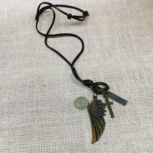 ‎Copper Angel Wing Affirmation Leather Necklace